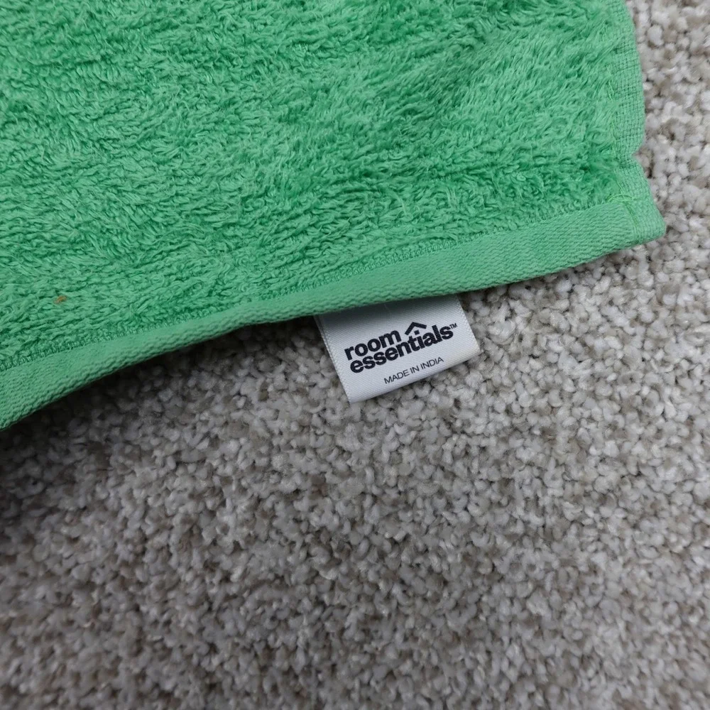 Room Essentials Minecraft Creeper Green Hooded Towel Kids Cotton Bath Wrap